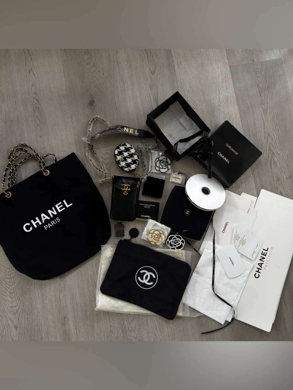 CHANEL accesories bundle